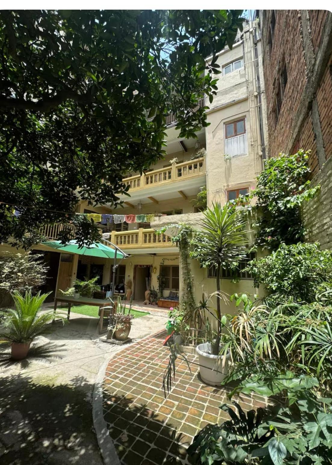 Appartamento The Melo Pomelo Courtyard. Kathmandu Esterno foto
